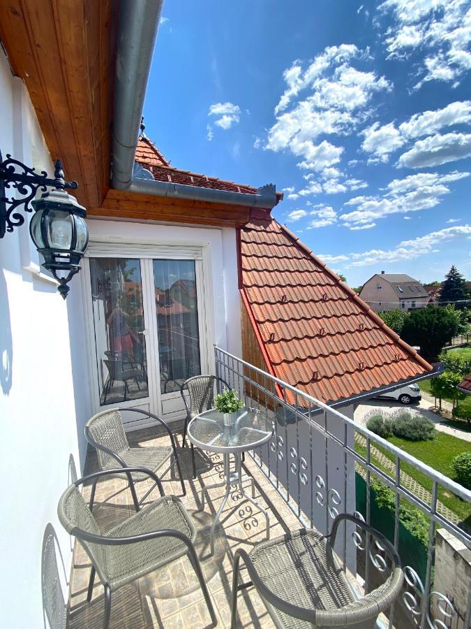 Villa Lillybeth - Lake Balaton 凯斯特海伊 外观 照片